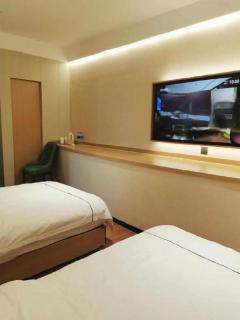 GreenTree Inn Taiyuan Xinghua Street - 6