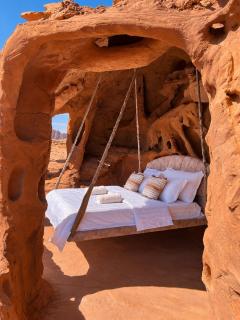 Wadi Rum Cave Camping - 4