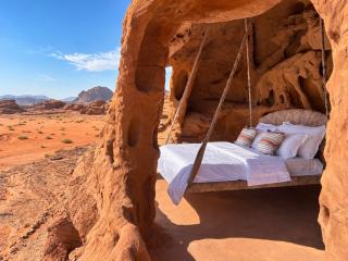 Wadi Rum Cave Camping - 9