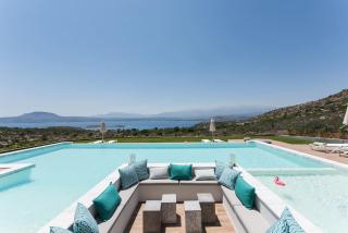 Stunning Sea View Villa w Infinity Pool, BBQ and Gym - 0