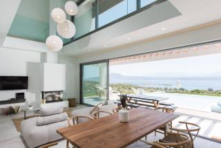 Stunning Sea View Villa w Infinity Pool, BBQ and Gym - 6