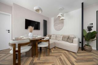 Unique Apartments with Private Sauna and Parking by Noclegi Renters - 1