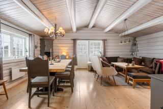 FA674- 5 Bedrooms, Private Sauna and Ski Access - 8