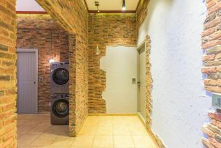 Stairway - Cozy Studios In Mar Mikhael - 6