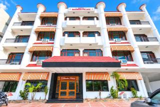 Shanker Palace Near Main Market Katra - 9