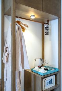 Icon Saigon - LifeStyle Design Hotel - 8