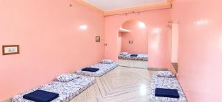 Shiv Ashray Dormitory Homestay Near Gwalior Fort - 9