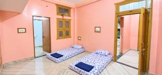 Shiv Ashray Dormitory Homestay Near Gwalior Fort - 4
