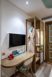 Icon Saigon - LifeStyle Design Hotel - 9