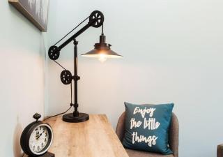 5BDRM Bright Modern Home-King Bed-Garage-Sleeps 12 - 3