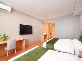 GreenTree Inn Shanghai Jiading Anting Motor City Express Hotel - 7