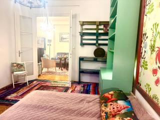 Cozy Art flat near the castle - 7