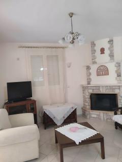 Calm Vacation House with EV Charger - 7