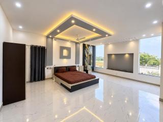 Elegance Farm - 5