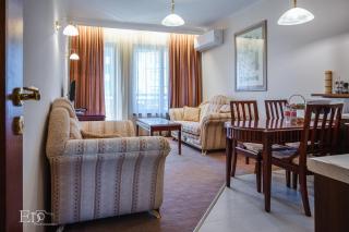 Downtown Luxury 1BR Apartment - 5