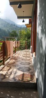 Lavish Homestay and cottage in jibhi kullu - 9
