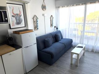 Studio vue port, parking privé, terrasse, clim - 4