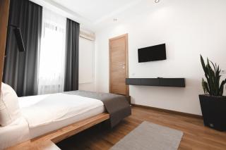 Aivengo Hotel - 5
