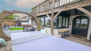 Bagend Sleeps 14 Hot Tub Balcony Ping Pong - 6