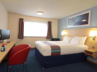 Travelodge Ipswich Beacon Hill - 1