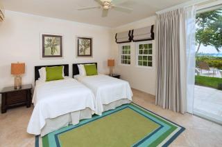 Modern Beachfront Condo with Pool - Sapphire 116 - 5