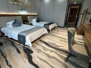 Foresoaring Hotel - 1