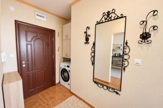 Royal Bay-I Seaview Apartment - 1