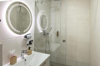 LANDWOOD apart-hotel - 1