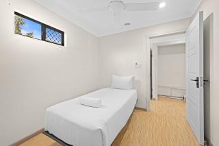 Eco-Friendly Apartment Tropical Solar Stay - 6