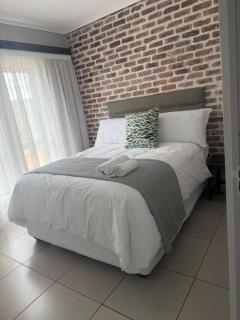 Ingcamu Apartment - 7
