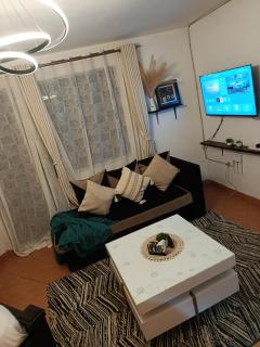 Cozy affordable and Modern Studio BnB in Nairobi Thika road Roysambu - 9