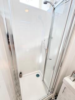 Cozy 2Bed, Free Parking, City Centre Walk Dist ! - 9