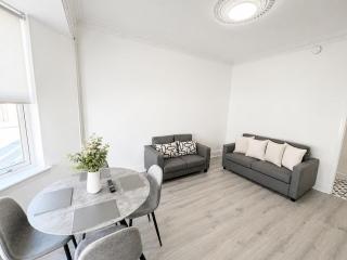 Cozy 2Bed, Free Parking, City Centre Walk Dist ! - 4