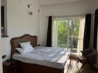 Royal Radiance Resort - 9