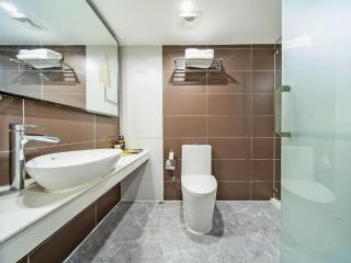 IU Hotel Langzhong Ancient City Scenic Spot - 1