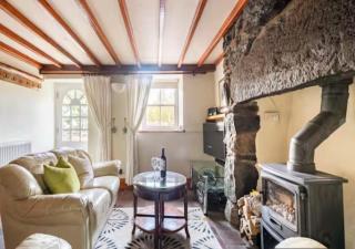 Ship Cottage Llanrug Snowdonia - Pass the Keys - 9