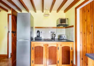 Ship Cottage Llanrug Snowdonia - Pass the Keys - 3