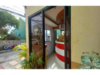 OYO 1048 Jomckayl Apartelle - 9