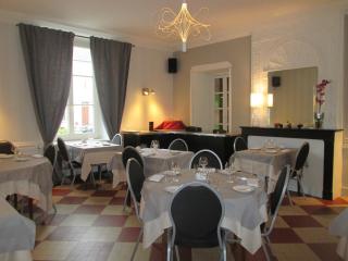 Logis Hostellerie Du Cheval Blanc - 4