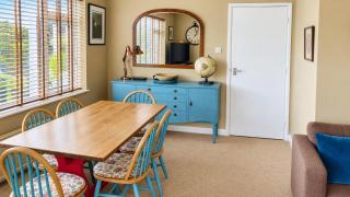 Number 20 - Central, Classic style, Private and Parking - 5