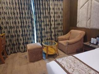 Hotel Benzz Park Chennai - 8