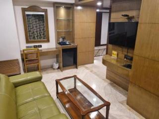 Hotel Benzz Park Chennai - 5