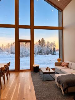 Villa Priddy-Lapland Luxury with hot tub and sauna - 9