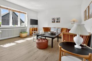 Hyggeligt Hus Med En Indhegnet Have Sj1055 - 1