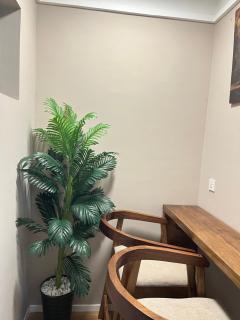CynTheo Stays, Wanyee Road - 8