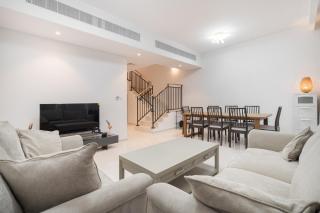 Mystic - Elegant 4BR Villa with Terrace & Backyard - 0