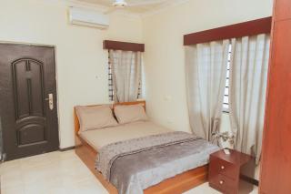 Your Perfect 5-Bedroom Getaway In Prampram - 5