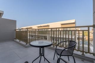 Mystic - Elegant 4BR Villa with Terrace & Backyard - 4