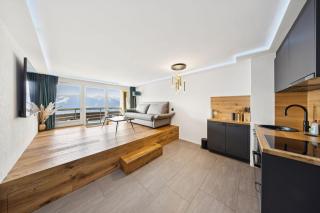 Panorama Studio - Pool, Spa & Jungfrau View - 3