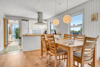 Hyggeligt Feriehus I Vejlby Klit Sj423 - 9